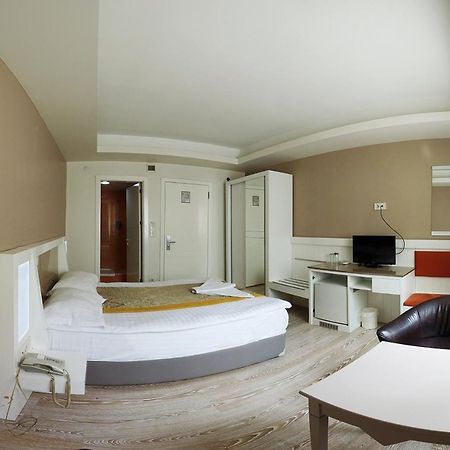 Grand As Hotel Istanbul Ngoại thất bức ảnh